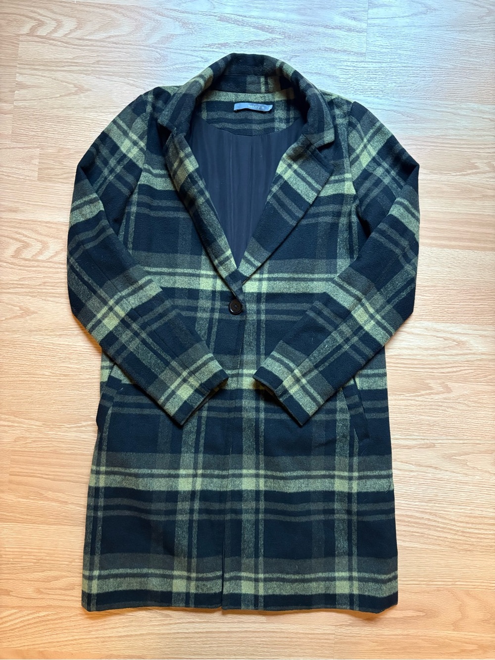 Matty M Black & Olive Plaid Single-Button Trench Coat